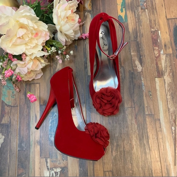 Red Velvet Flower Peep Toe Platform Heels - Picture 8 of 16